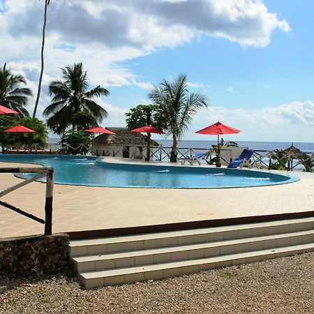 Coconut Tree Village Beach Resort Uroa Esterno foto