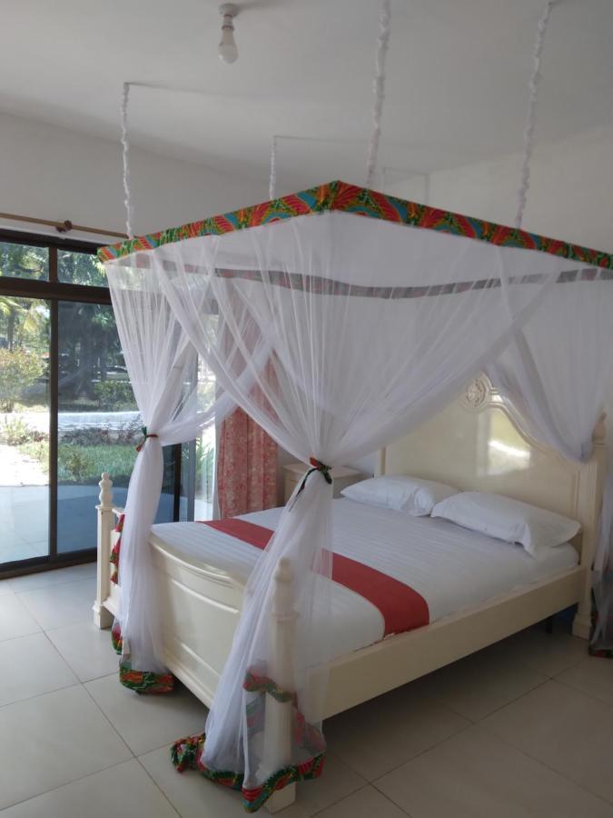 Coconut Tree Village Beach Resort Uroa Esterno foto