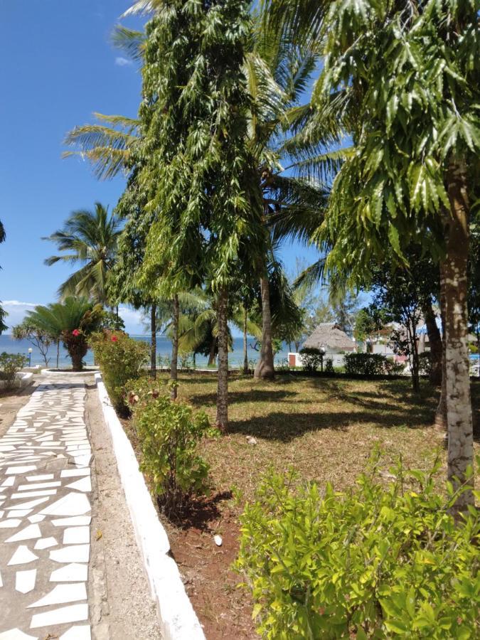 Coconut Tree Village Beach Resort Uroa Esterno foto