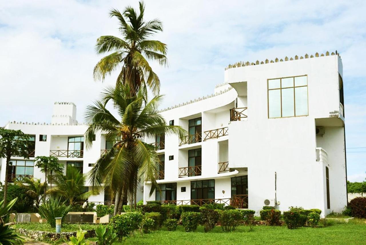 Coconut Tree Village Beach Resort Uroa Esterno foto